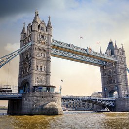Tower Bridge, London Photo #4 by fietzfotos from pixabay