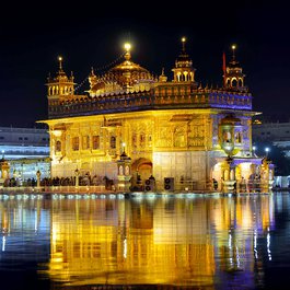 Golden Temple, Amritsar Photo #5 by travelphotographer from pixabay