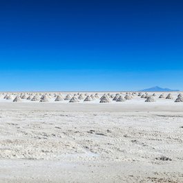 Uyuni, Bolivia Photo #5 by TravelCoffeeBook from pixabay