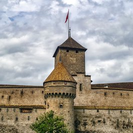 Chillon Castle, Lausanne Photo #1 by ELG21 from pixabay