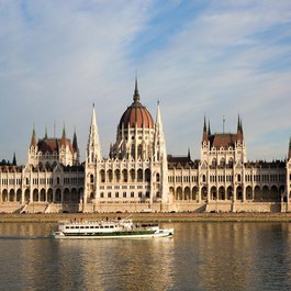 Budapest, Hungary Photo #6 by Hermann from pixabay