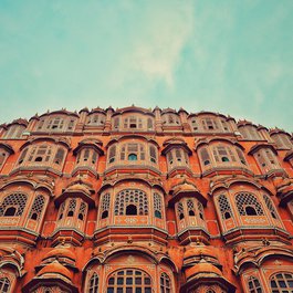 Hawa Mahal, Jaipur Photo #2 by Roaming_Revolution from pixabay