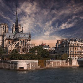 Cathédrale Notre-dame De Paris, Paris Photo #3 by edmondlafoto from pixabay