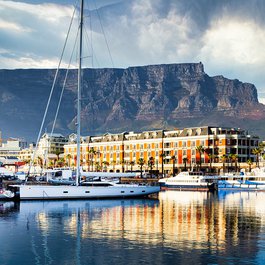 Table Mountain, Cape Town Photo #8 by jeanvdmeulen from pixabay
