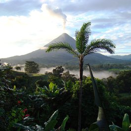 Arenal Volcano, Costa Rica Photo #2 by BelaMarie from pixabay