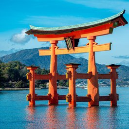 Honshu, Japan Photo #1 by JordyMeow from pixabay