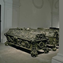 Kaisergruft, Vienna Photo #1 by WikimediaImages from pixabay