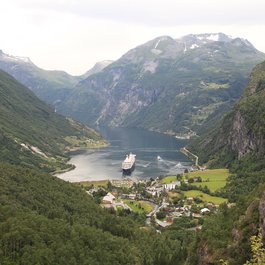 Geirangerfjord, Norway Photo #8 by fuyounger0 from pixabay