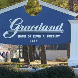 Graceland, Memphis Photo #2 by 12019 from pixabay