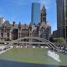 Toronto itinerary, Nathan Phillips Square